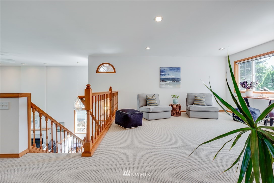 16100 Pearson Road Northeast Poulsbo, WA 98370 - Photo 14 of 25 Gallery Image 14
