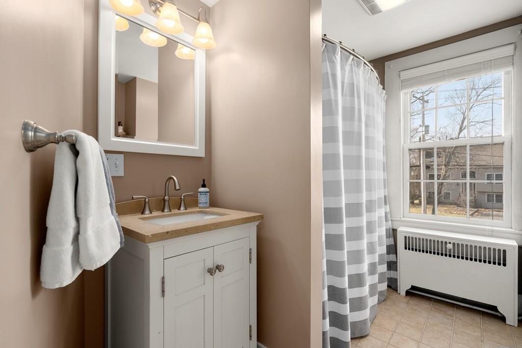 238 Berlin Road Marlborough, MA 01752 - Photo 17 of 26 Gallery Image 17