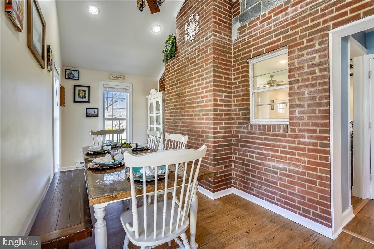 28700 Ridge Road Mount Airy, MD 21771 - Photo 14 of 44 Amazing brick