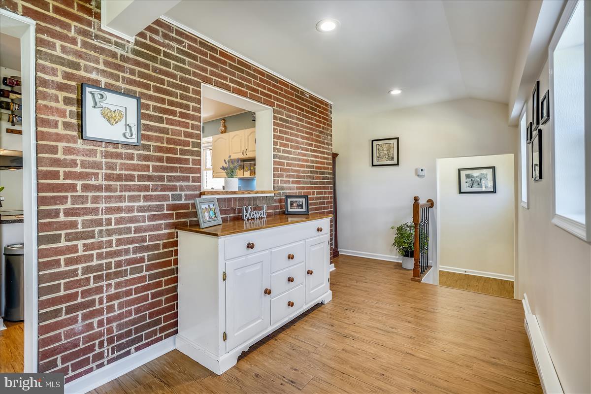 28700 Ridge Road Mount Airy, MD 21771 - Photo 15 of 44