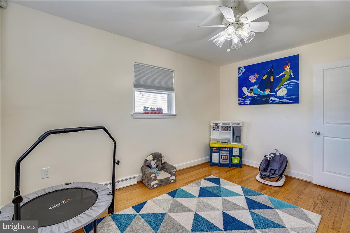 28700 Ridge Road Mount Airy, MD 21771 - Photo 21 of 44 Bedroom