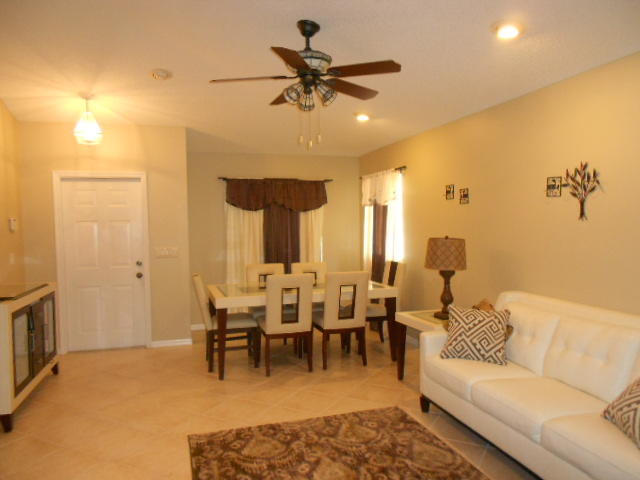 1006 Fosters Mill Road Boynton Beach, FL 33436 - Photo 3 of 18 Living Room