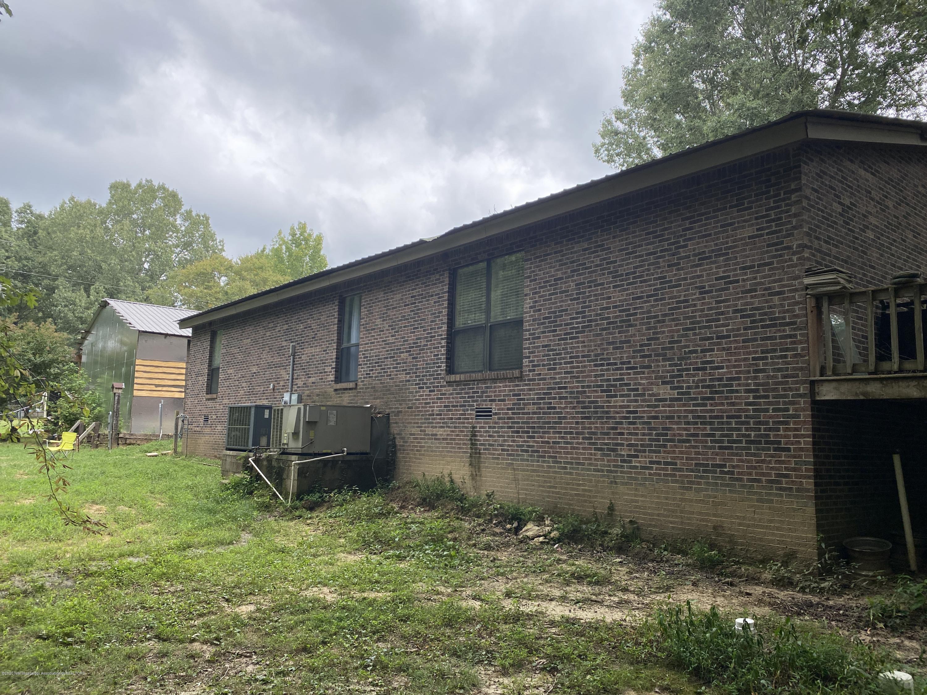 170 Woodview Road Byhalia, MS 38611 - Photo 32 of 32 House back
