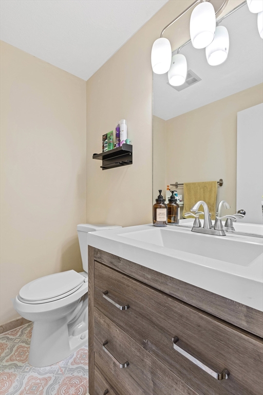 1235 North Shore Road, Unit 2C Revere, MA 02151 - Photo 17 of 24