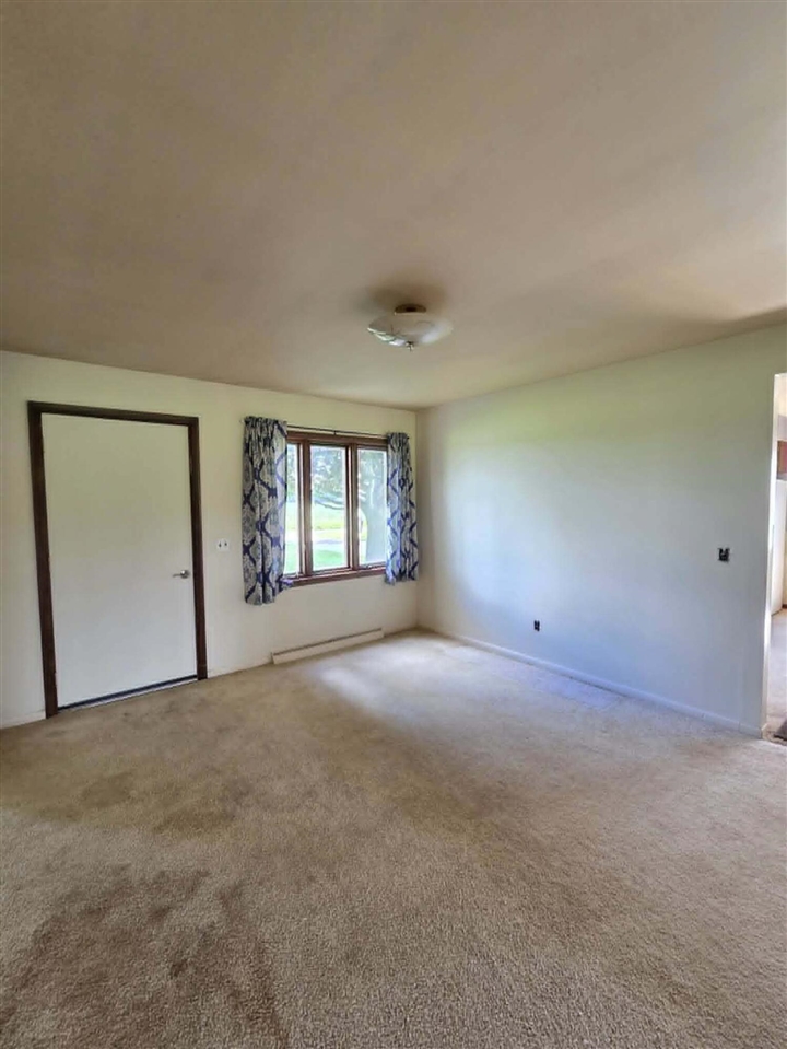11215 Stoudt Road Muir, MI 48860 - Photo 28 of 40