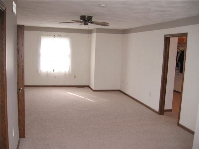 11949 North Hickory Grove Road Dunlap, IL 61525 - Photo 11 of 14 Gallery Image 11