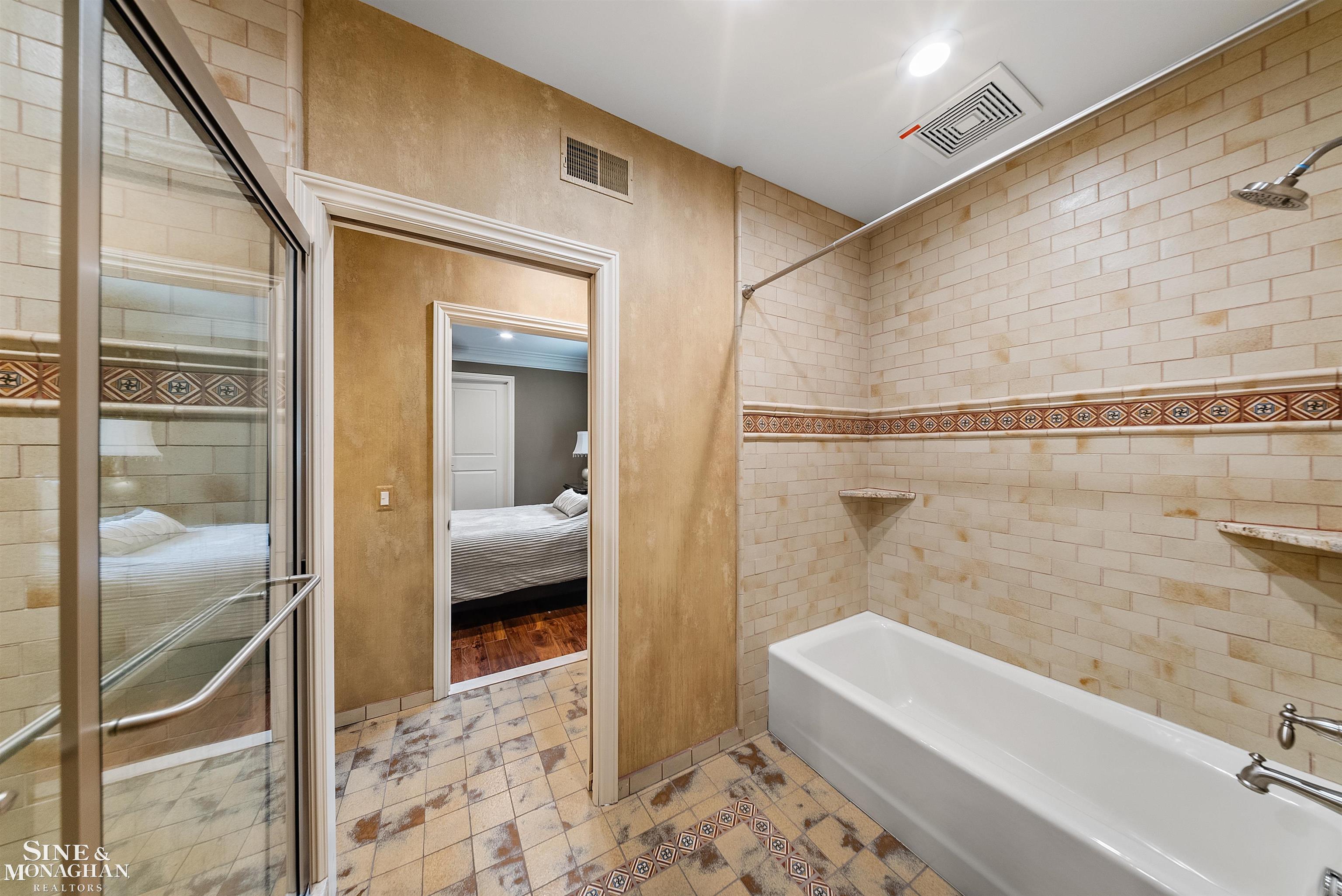 99 Renaud Road Grosse Pointe, MI 48236 - Photo 40 of 91 Bath