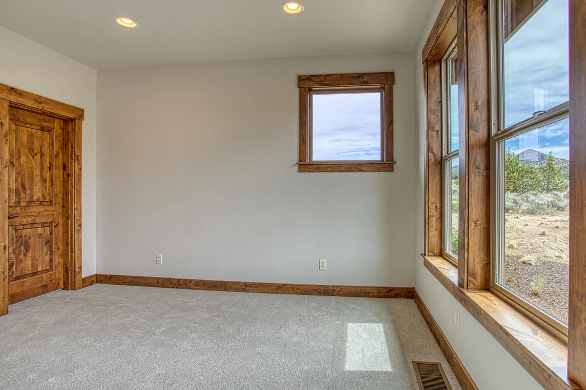 15751 South W Brasada Ranch Road, Unit LOT 363 Powell Butte, OR 97753 - Photo 22 of 47 IMG_6108_20_20