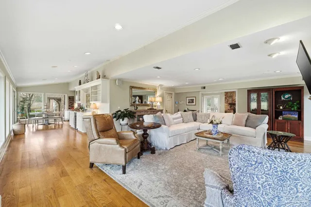 $900,000 | 5931 Mls Lk Boulevard, Pensacola, FL 32526