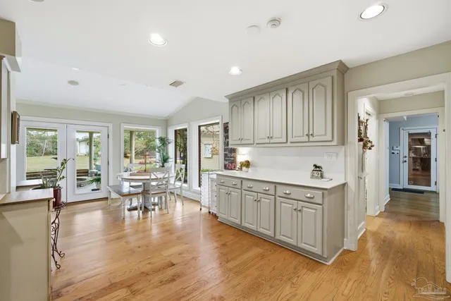 $900,000 | 5931 Mls Lk Boulevard, Pensacola, FL 32526