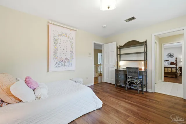 $900,000 | 5931 Mls Lk Boulevard, Pensacola, FL 32526