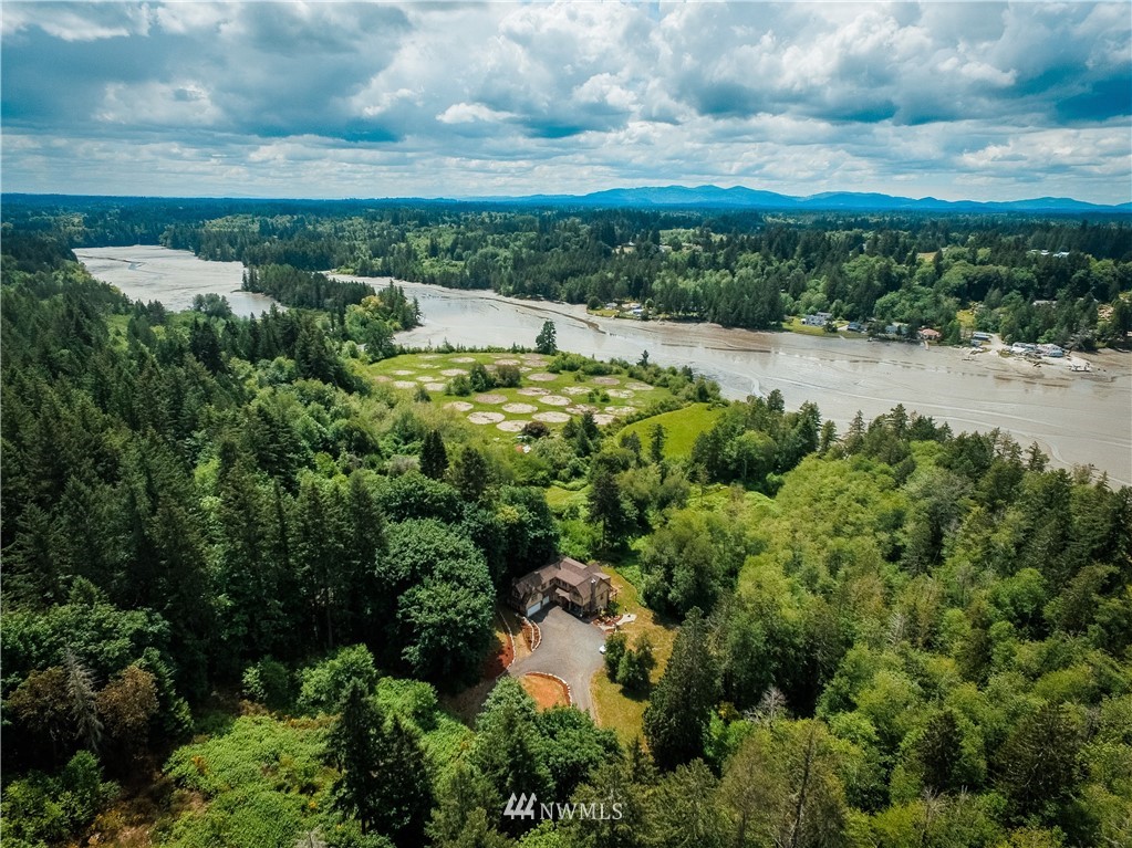 5431 Johnson Point Road Northeast Olympia, WA 98516 - Photo 2 of 25 Gallery Image 2