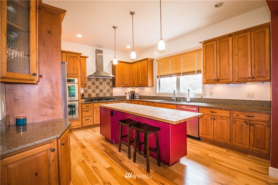 5431 Johnson Point Road Northeast Olympia, WA 98516 - Photo 13 of 25 Gallery Image 13