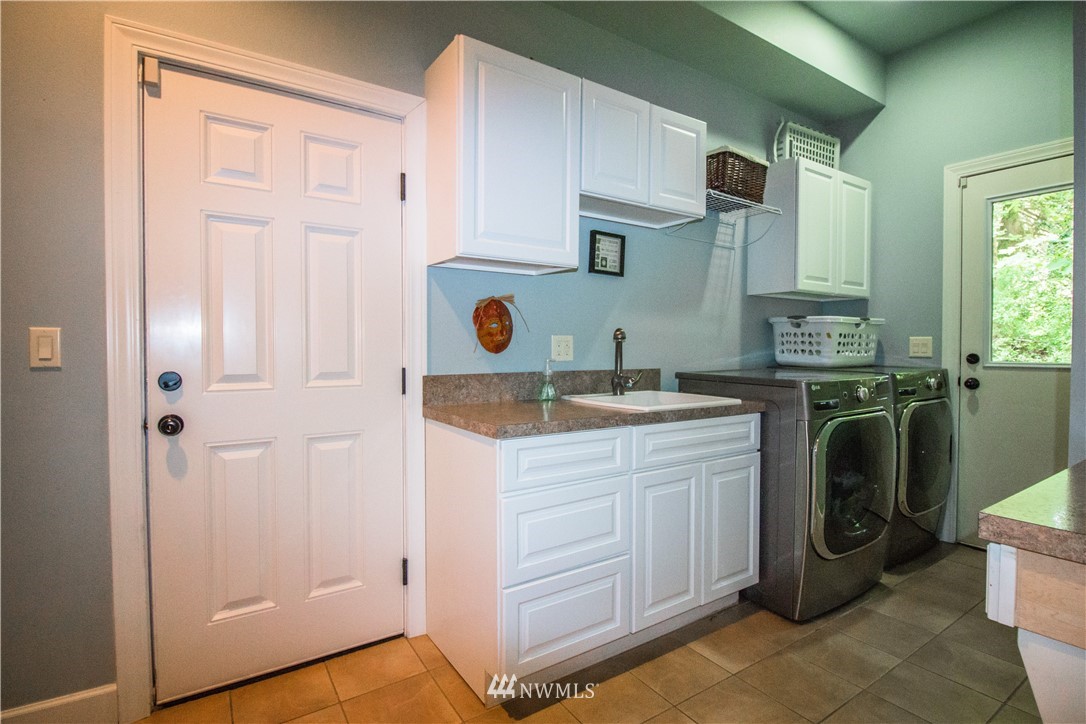 5431 Johnson Point Road Northeast Olympia, WA 98516 - Photo 20 of 25 Gallery Image 20