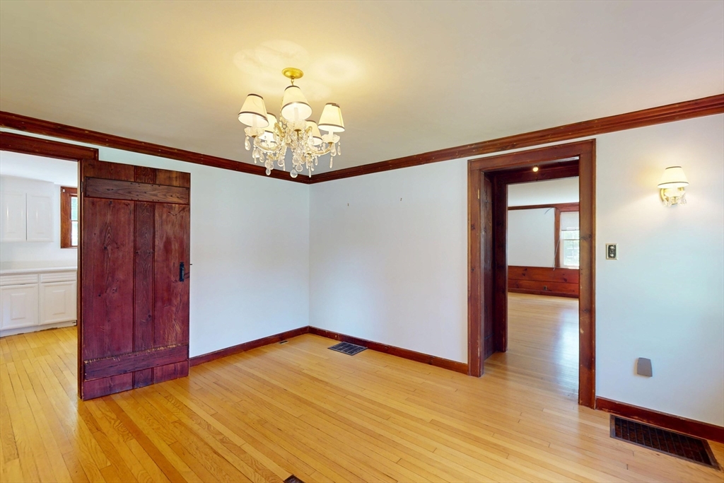 661 Bernardston Road Greenfield, MA 01301 - Photo 15 of 42 Gallery Image 15