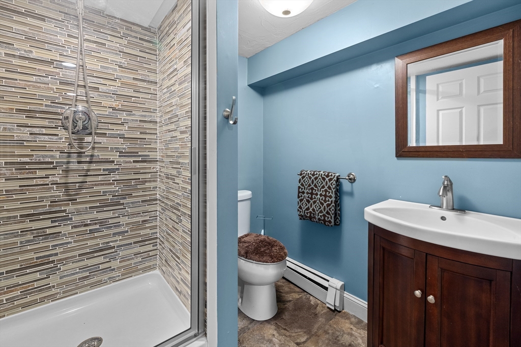 176 Davis Road Westminster, MA 01473 - Photo 32 of 37