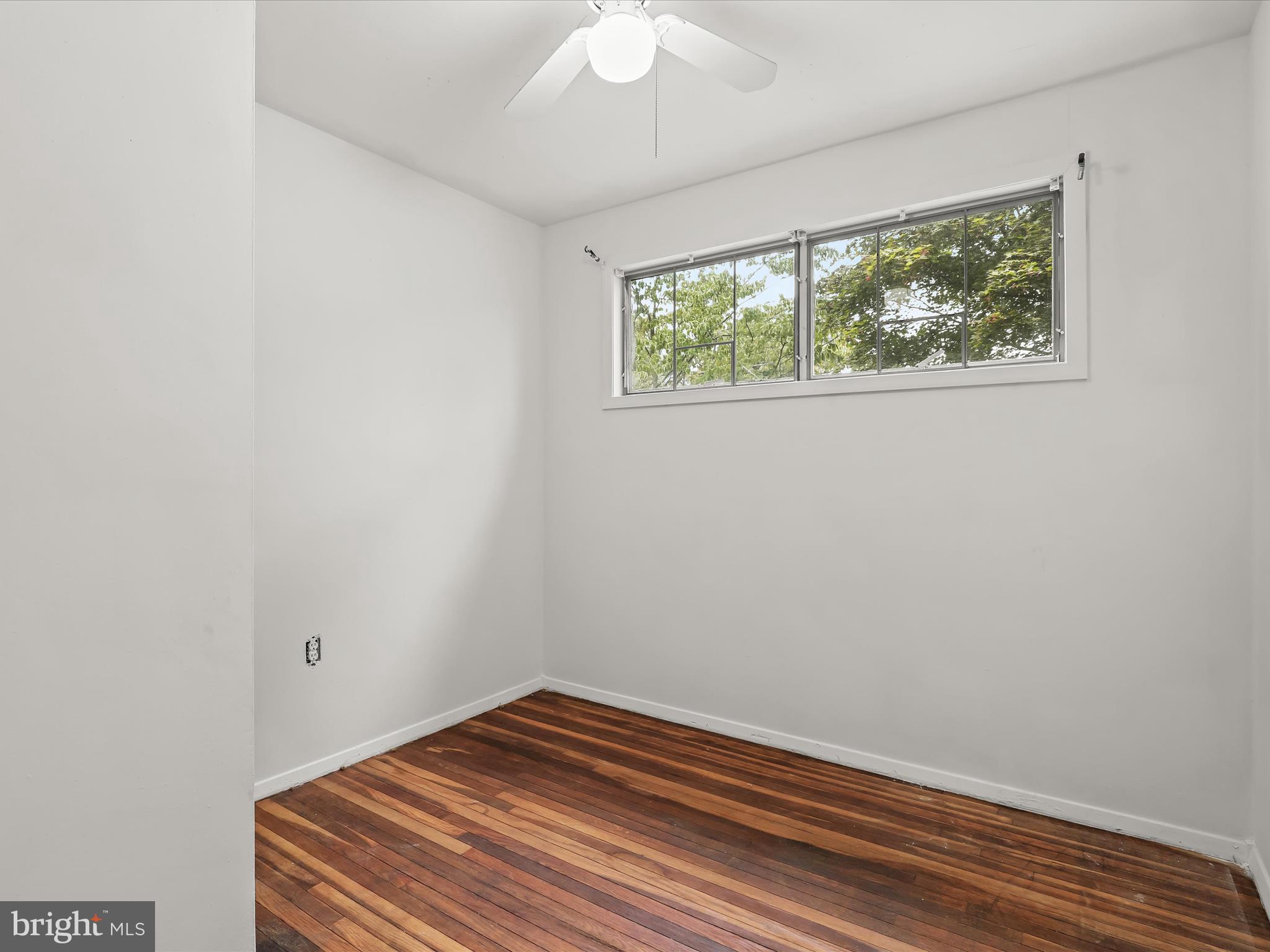 109 Wengate Road Owings Mills, MD 21117 - Photo 17 of 27 Bedroom