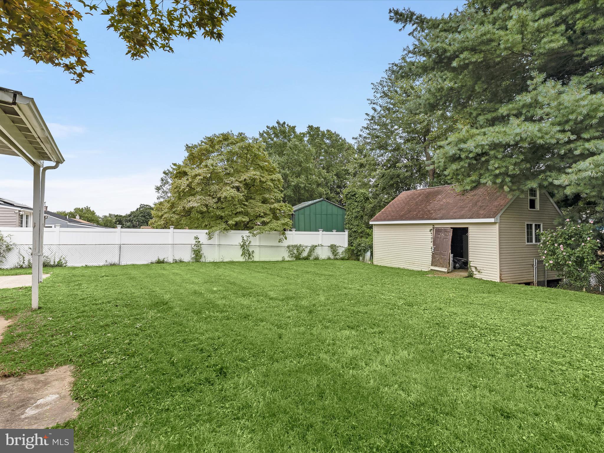 109 Wengate Road Owings Mills, MD 21117 - Photo 23 of 27 Landscaped Grounds