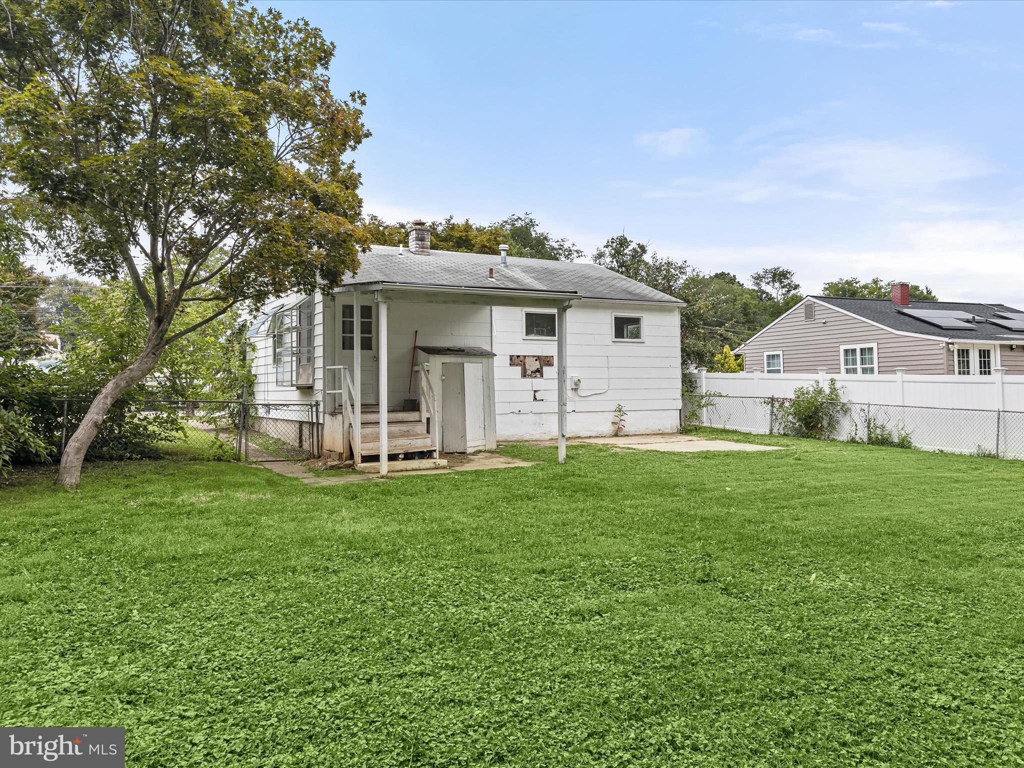 109 Wengate Road Owings Mills, MD 21117 - Photo 25 of 27 Landscaped Grounds