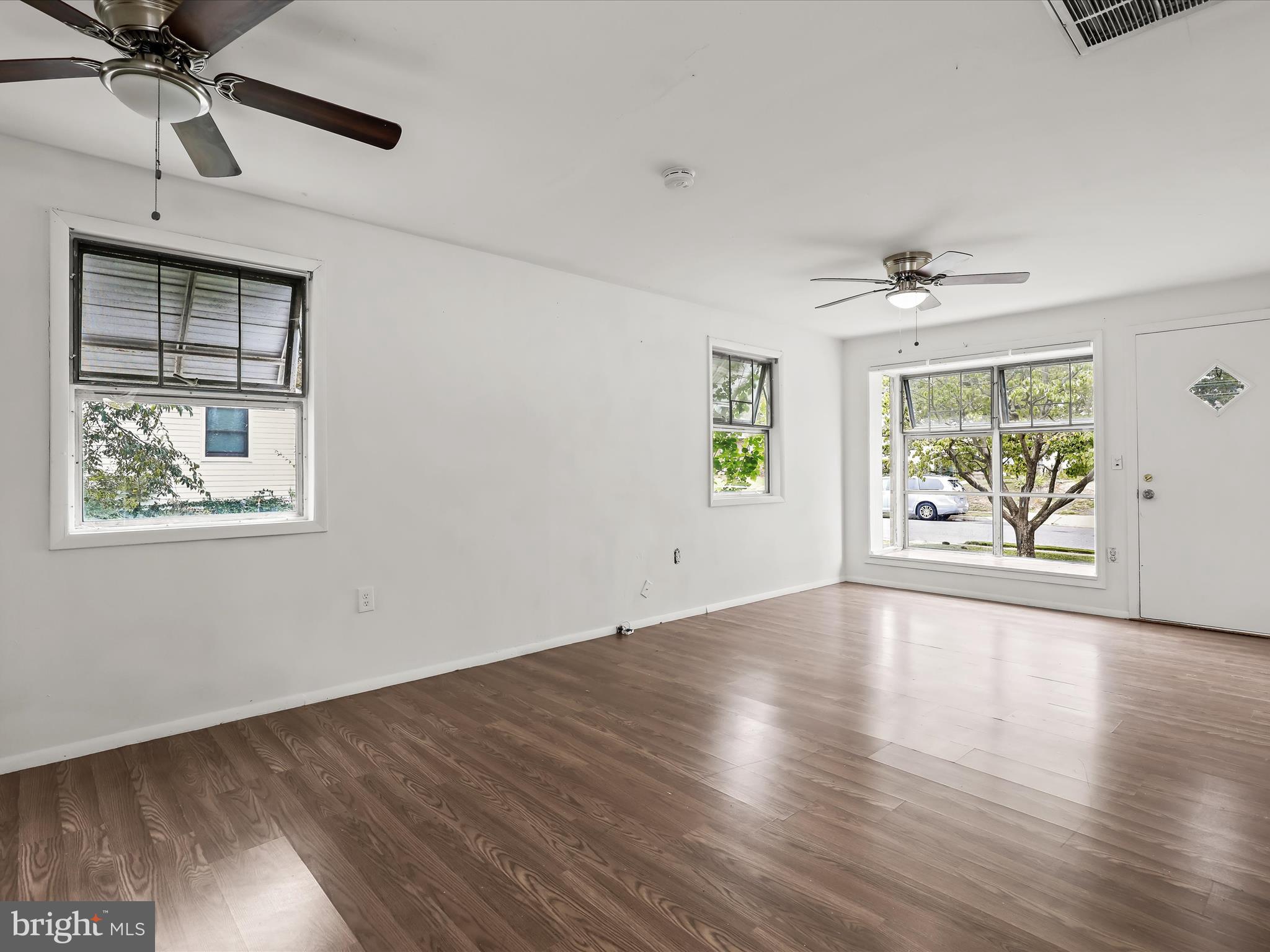 109 Wengate Road Owings Mills, MD 21117 - Photo 7 of 27 Living Room