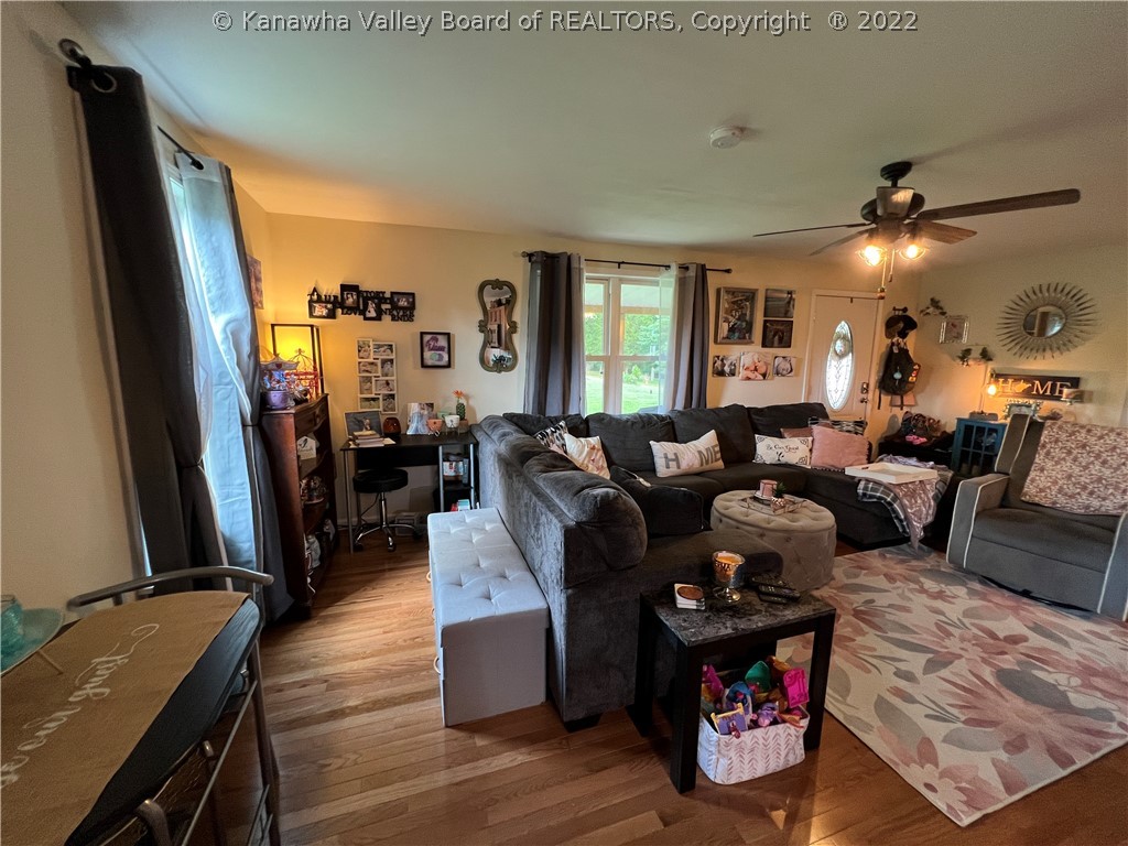 62 Lima Road Point Pleasant, WV 25550 - Photo 4 of 38 Gallery Image 4