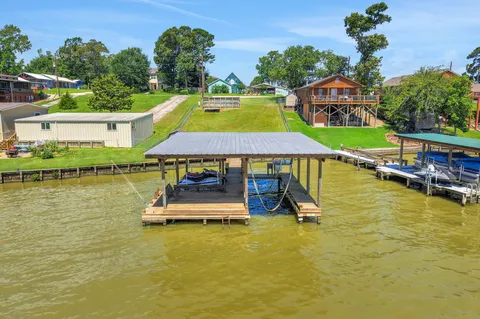 $240,000 | 321 East Woodland Shrs Drive, Point Blank, TX 77364