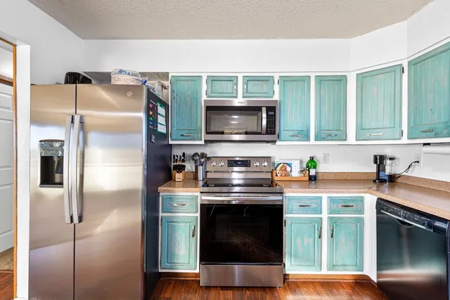 $329,000 | 20232 Tetonka Lake Road, Waterville, MN 56096