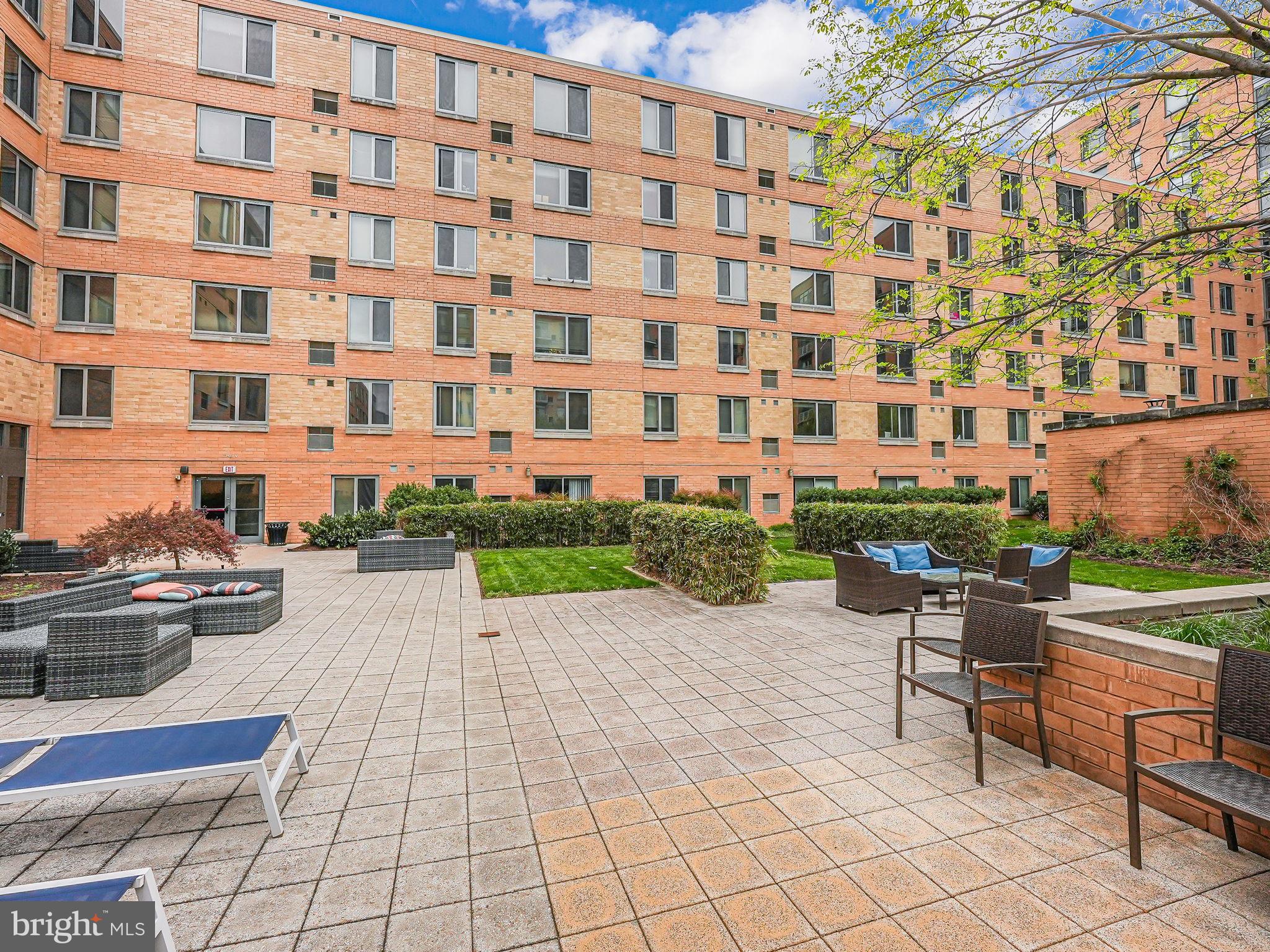 440 L Street Northwest, Unit 809 Washington, DC 20001 - Photo 40 of 50 a building view with a outdoor space