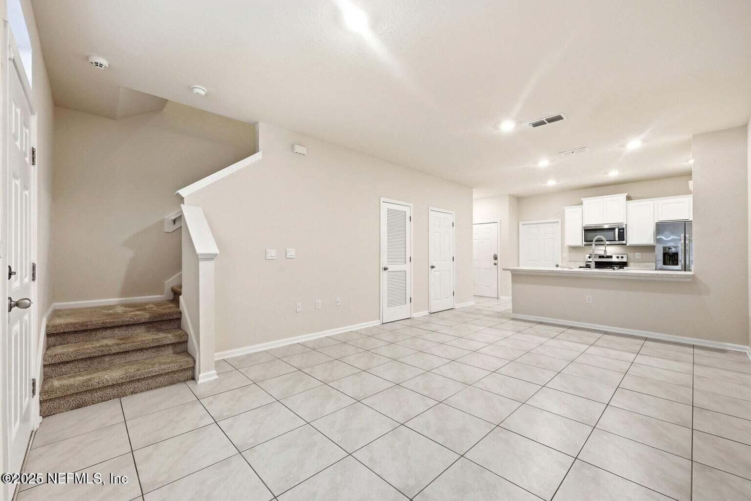 86768 Mainline Road Yulee, FL 32097 - Photo 12 of 31 20251015120911904581000000-o