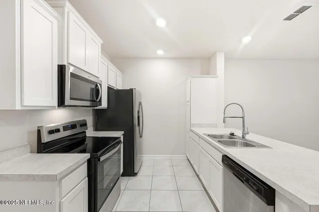 $1,700 | 86768 Mainline Road, Yulee, FL 32097