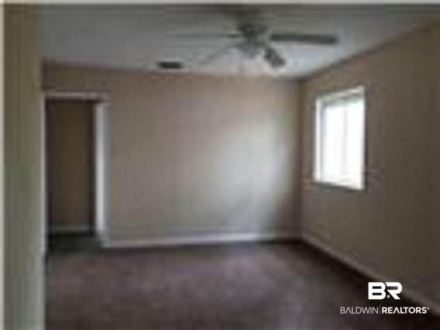 704 Thornton Place Mobile, AL 36609 - Photo 6 of 7