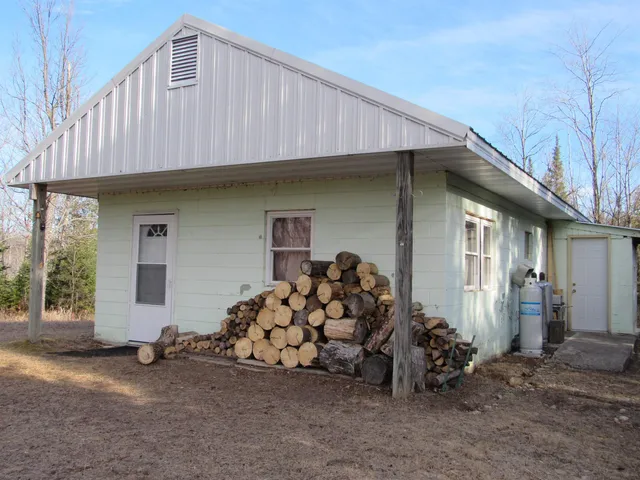 $174,900 | Detemple Road, Carney, MI 49812