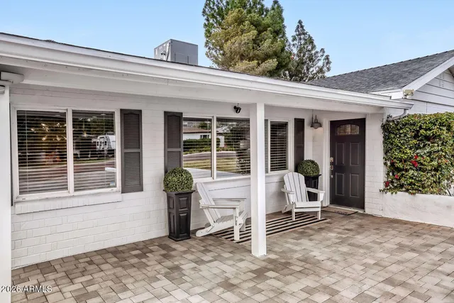 $975,000 | 4036 North 40th Place, Phoenix, AZ 85018