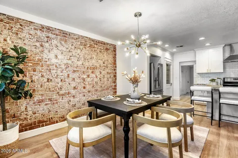 $950,000 | 4036 North 40th Place, Phoenix, AZ 85018