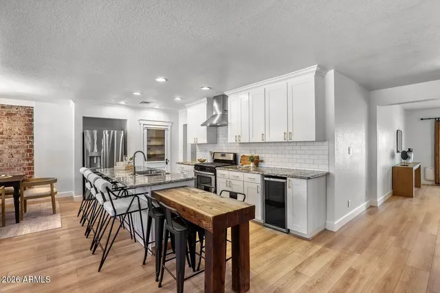 $975,000 | 4036 North 40th Place, Phoenix, AZ 85018