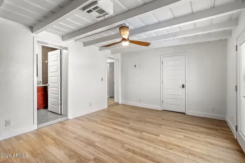 $950,000 | 4036 North 40th Place, Phoenix, AZ 85018