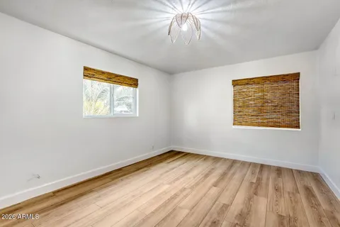 $950,000 | 4036 North 40th Place, Phoenix, AZ 85018