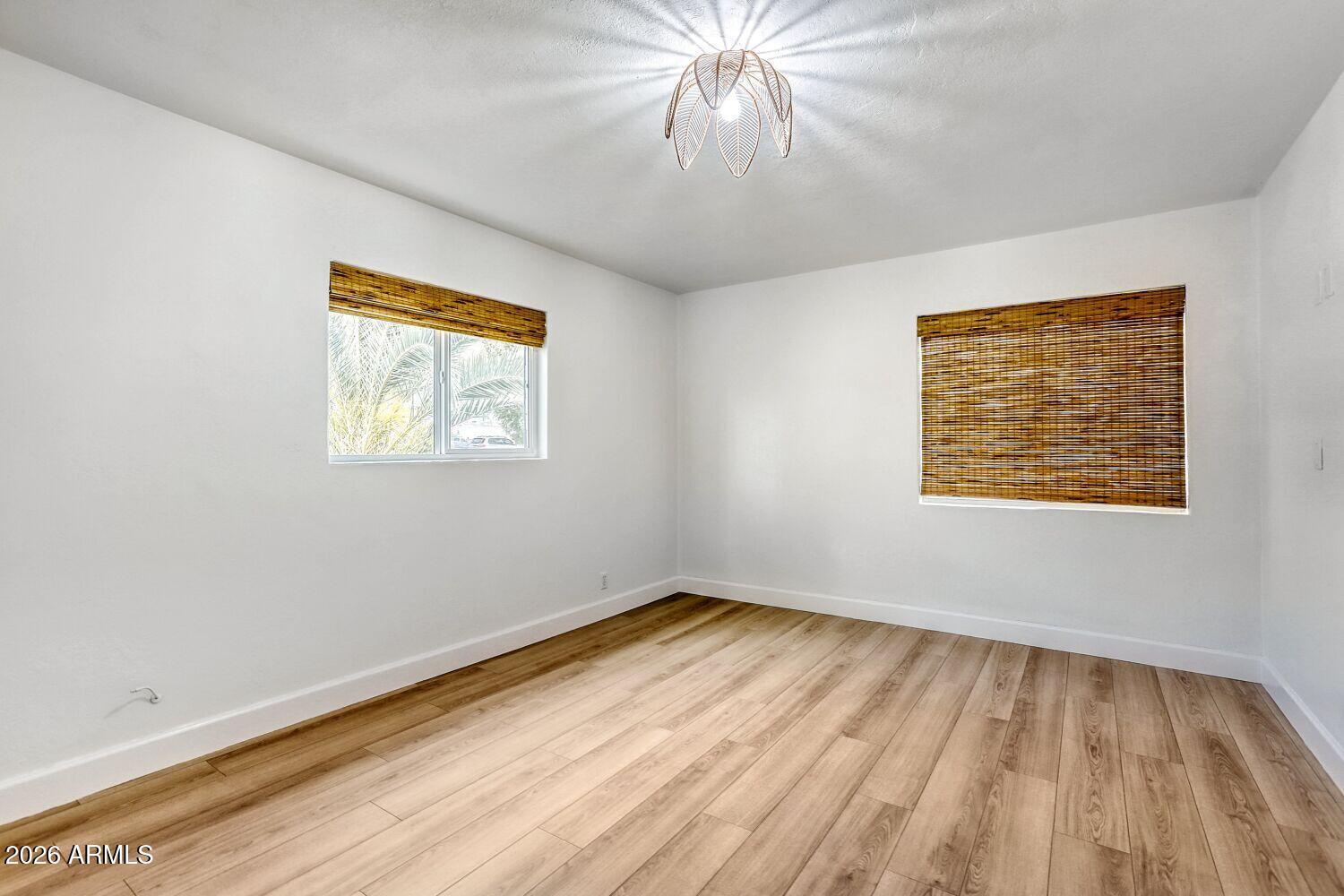 4036 North 40th Place Phoenix, AZ 85018 - Photo 21 of 29 4036 North 40th Place - Web Quality - 02