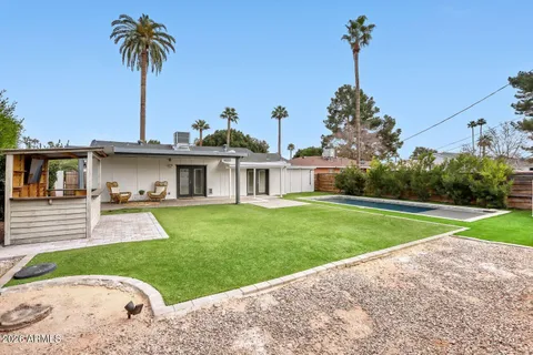 $950,000 | 4036 North 40th Place, Phoenix, AZ 85018