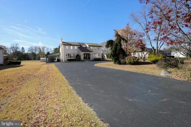 $600,000 | 220 Landing Road, Blackwood, NJ 08012