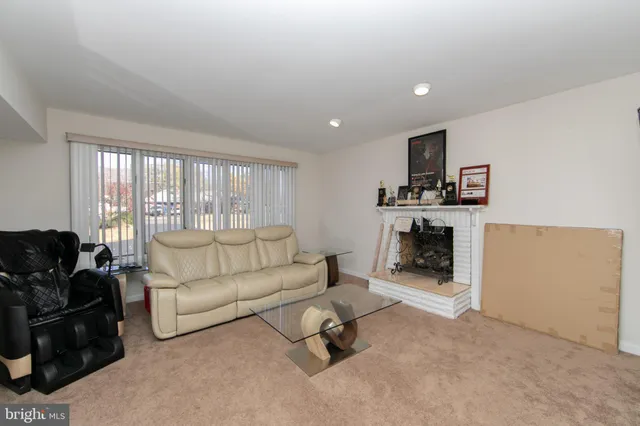 $600,000 | 220 Landing Road, Blackwood, NJ 08012