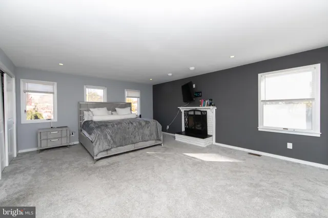 $600,000 | 220 Landing Road, Blackwood, NJ 08012