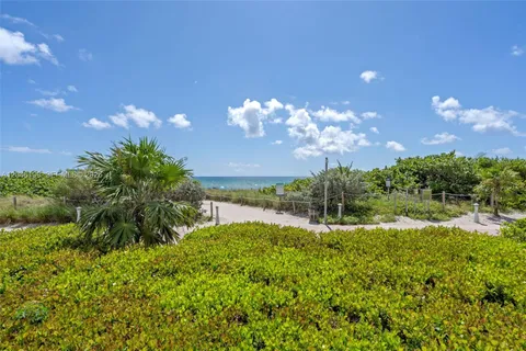 $575,000 | 6917 Collins Avenue, Unit 404, Miami Beach, FL 33141