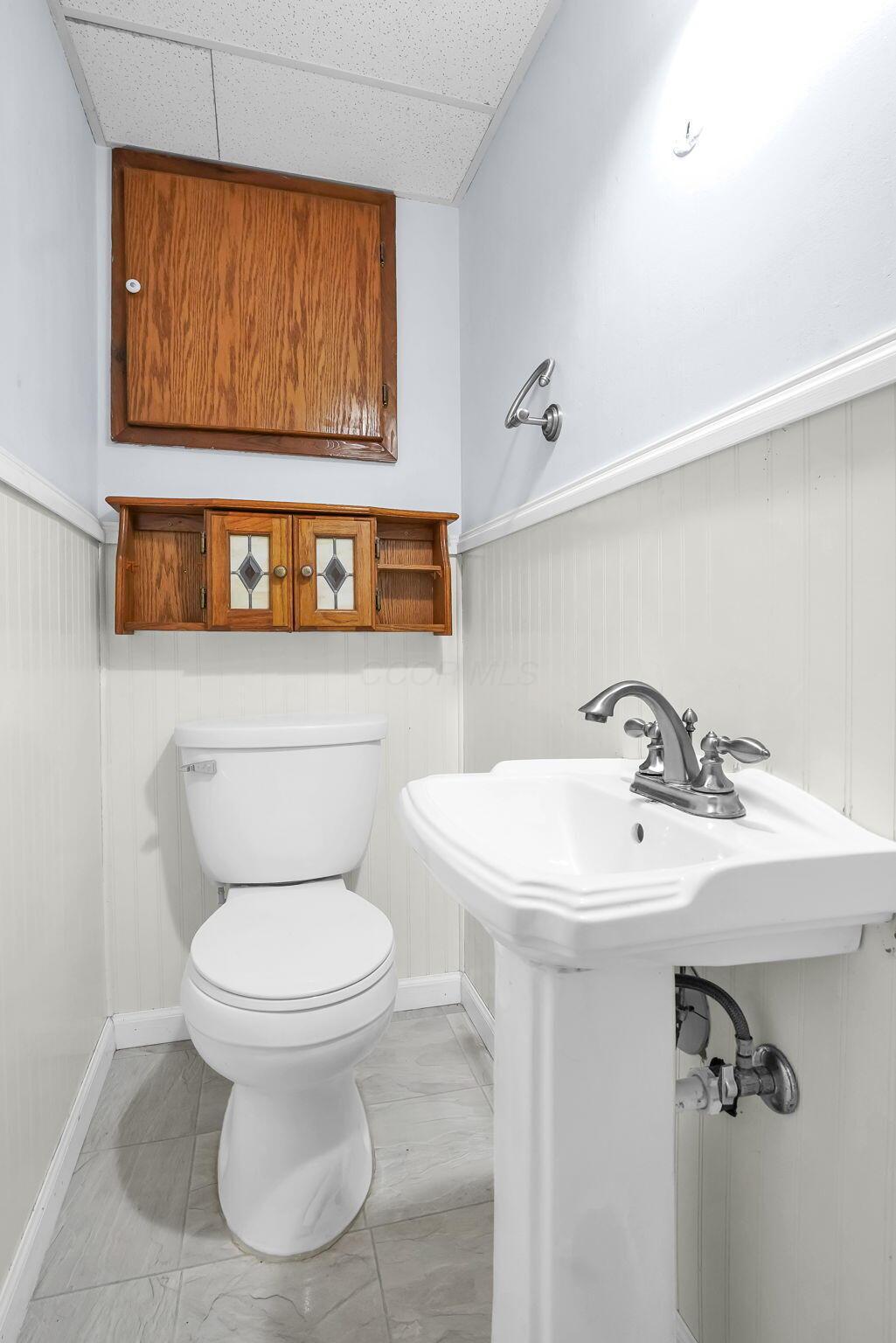 190 Inah Avenue Columbus, OH 43228 - Photo 32 of 38 27-web-or-mls-190-inah-ave