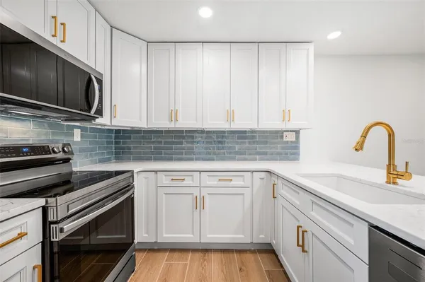 $150,000 | 11280 West Bayshore Drive, Unit 66, Crystal River, FL 34429