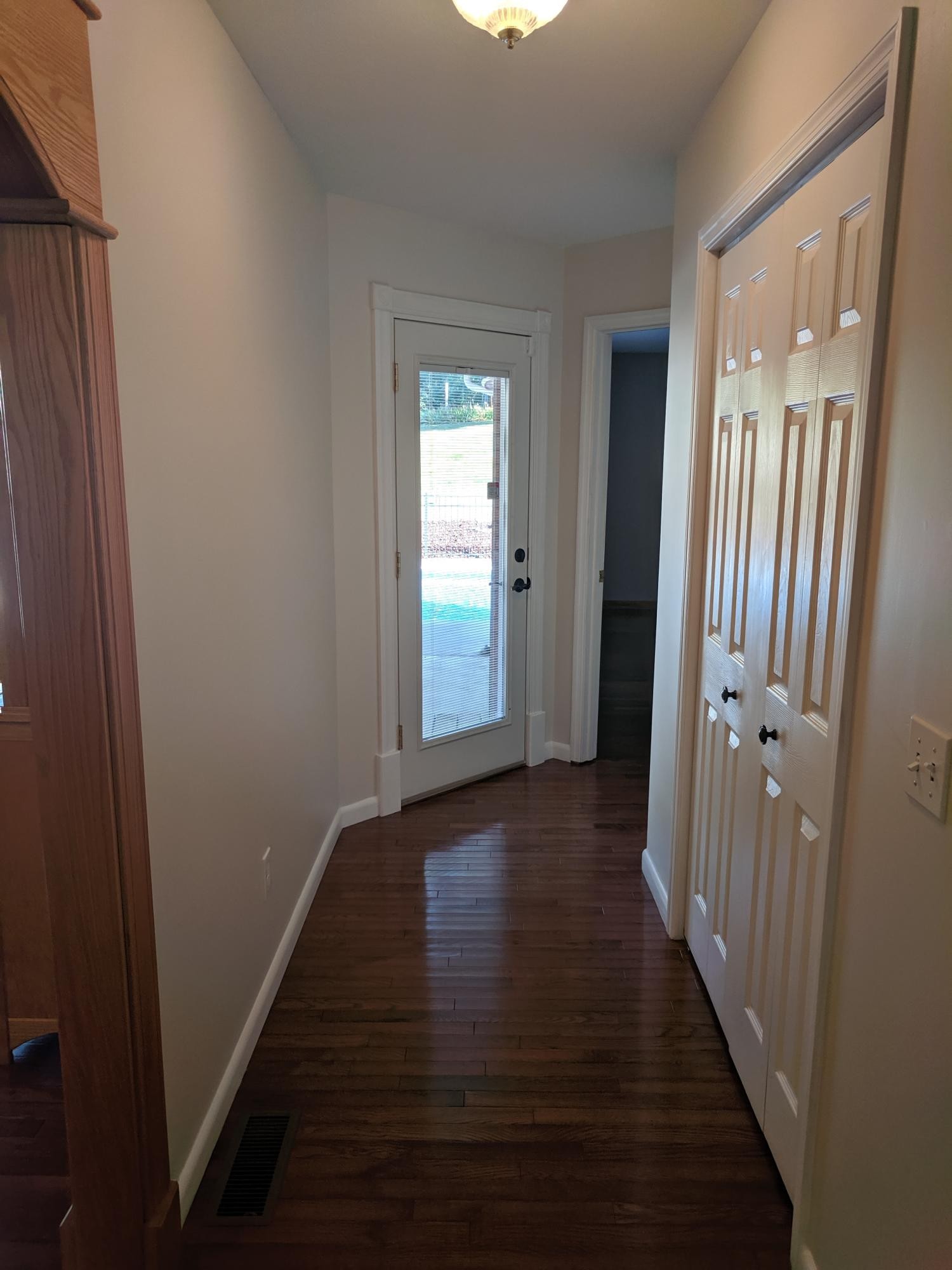 3691 Stockton Valley Road Loudon, TN 37774 - Photo 36 of 38 a view of a hallway with wooden floor
