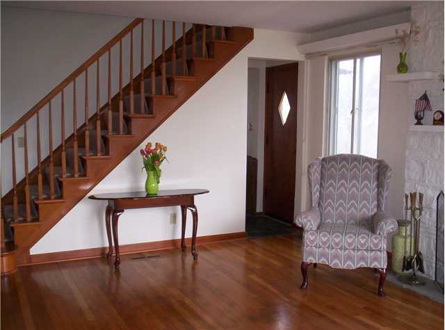 994 South Remington Road Bexley, OH 43209 - Photo 2 of 10 Gallery Image 2