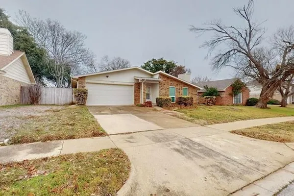 $1,950 | 3308 Clovermeadow Drive, Fort Worth, TX 76123