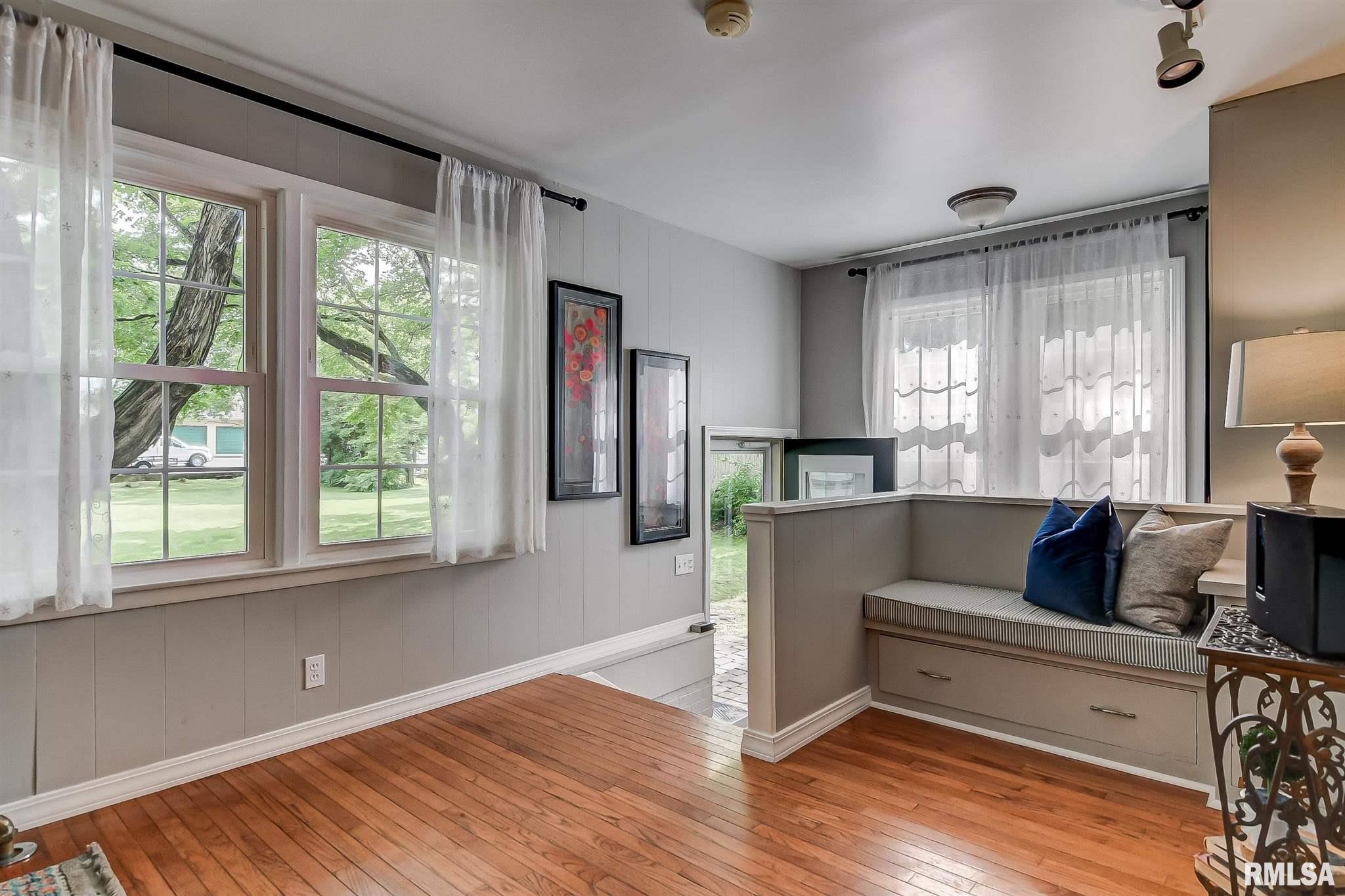 218 East Main Street Rochester, IL 62563 - Photo 23 of 47