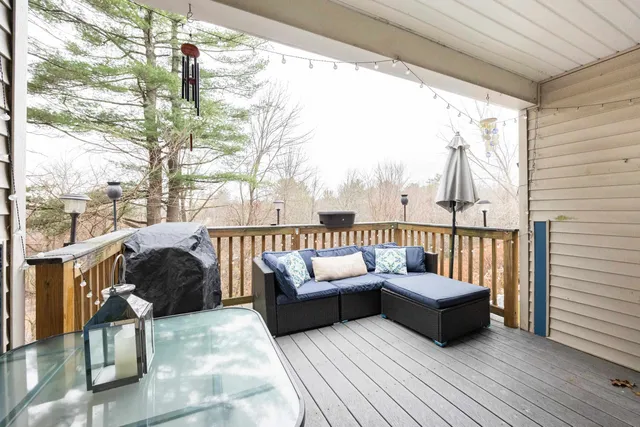 $399,999 | 15 A Intervale Court, Hudson, NH 03051